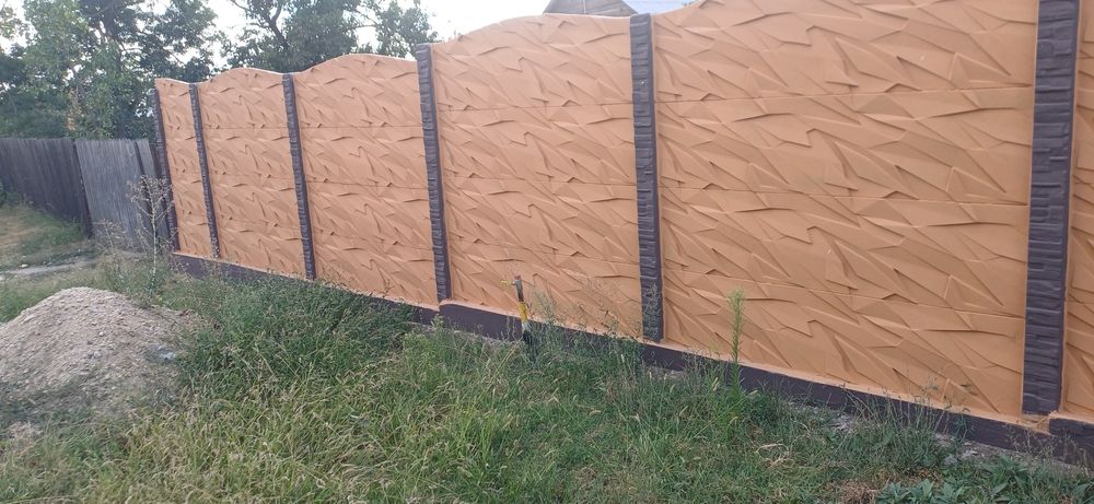 Vând gard prefabricat din beton !