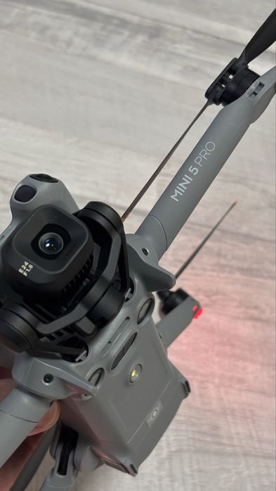 Дрон DJI Mini 5 Pro Fly More Combo (DJI RC 2)