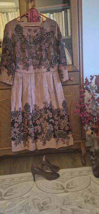 Rochie midi elegantă