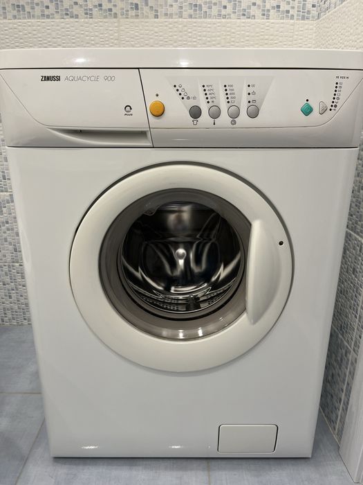 Стиральная машина Zanussi