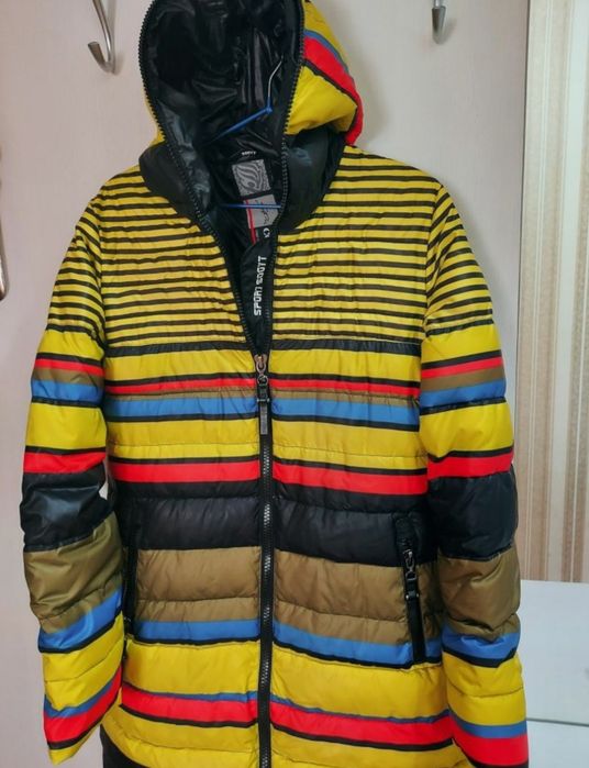 Продам  куртку пуховик