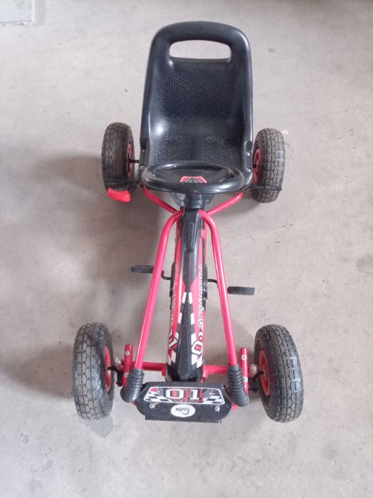 Детска количка с педали