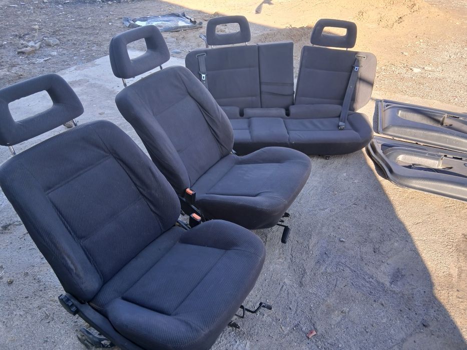 Сидение на Ауди С4 100 универсал