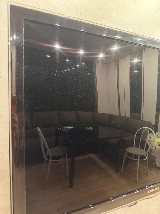 Телевизор  самсунг