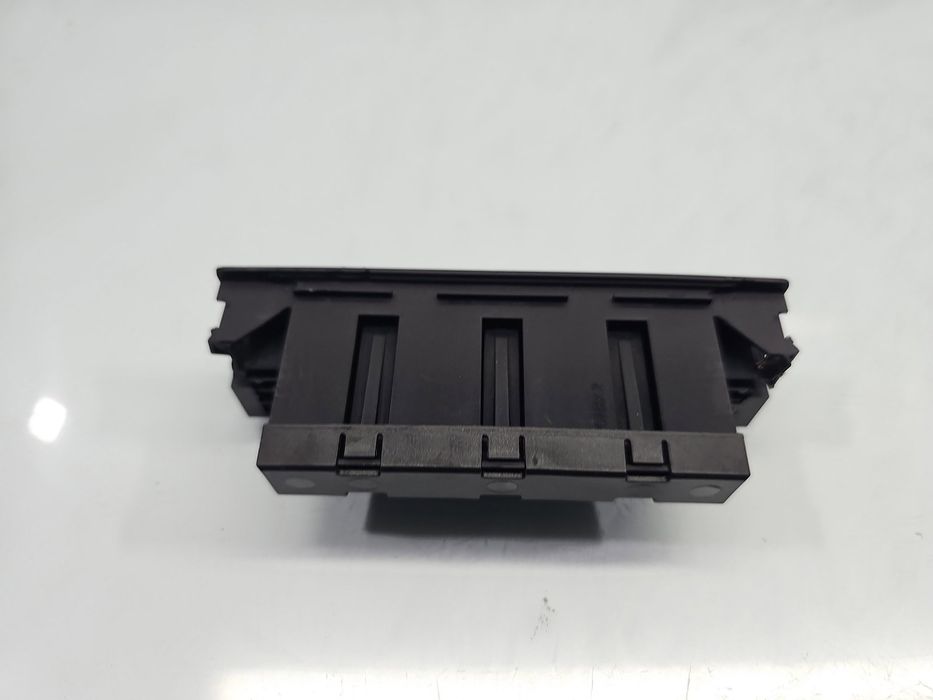 Butoane comenzi consola centrala Volkswagen Golf 5 Plus (5M1) [Fabr 20