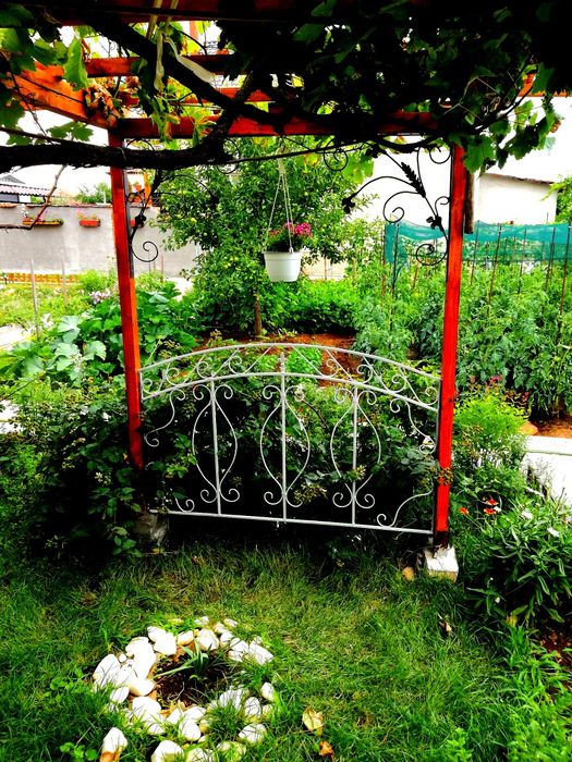 Врати и решетки от ковано желязо