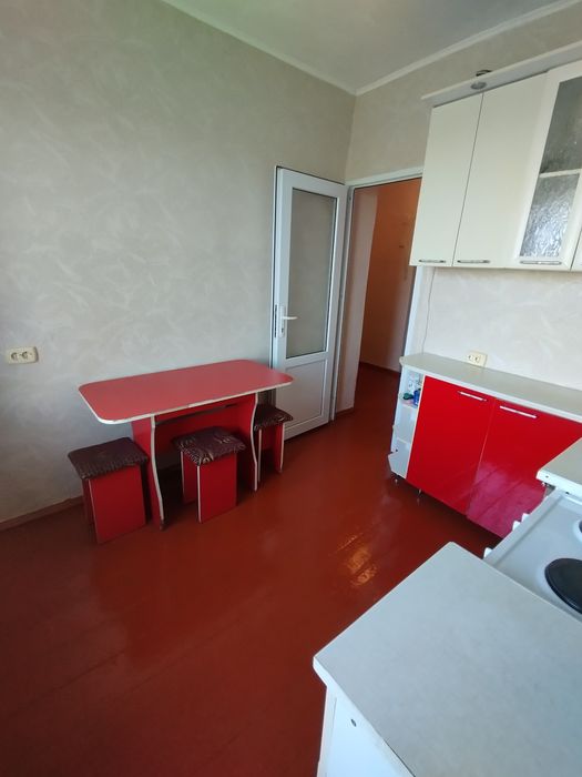 Продам квартиру .