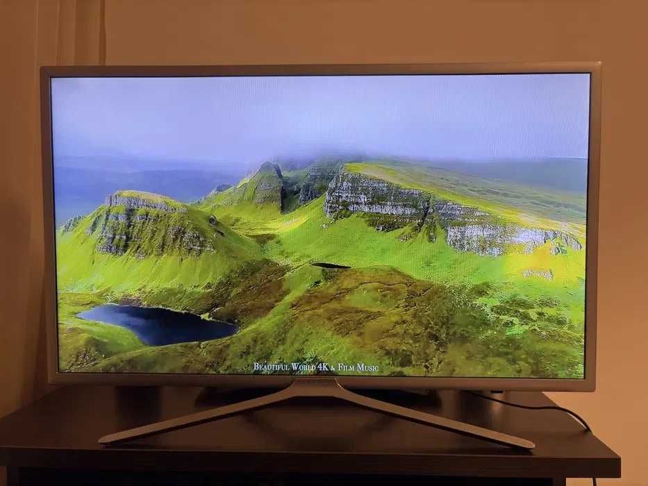 TV LED SAMSUNG 81 cm/ Netflix / Youtube + suport perete  Garantie
