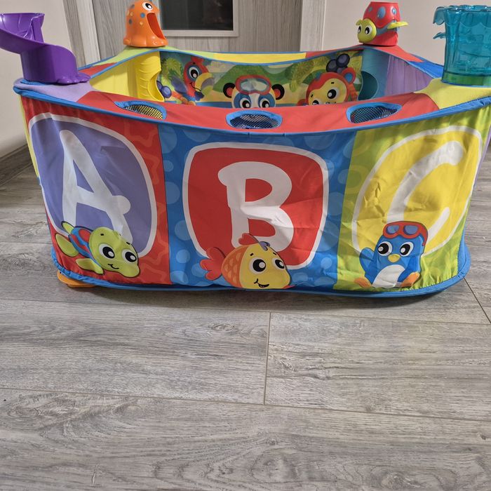 Активна гимнастика Playgro - Басейн, с 30 топки
