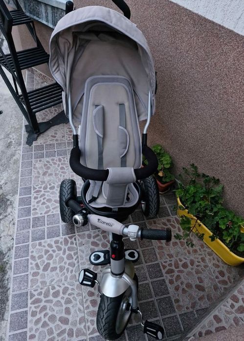 Триколка "Lorelli", в отлично състояние!