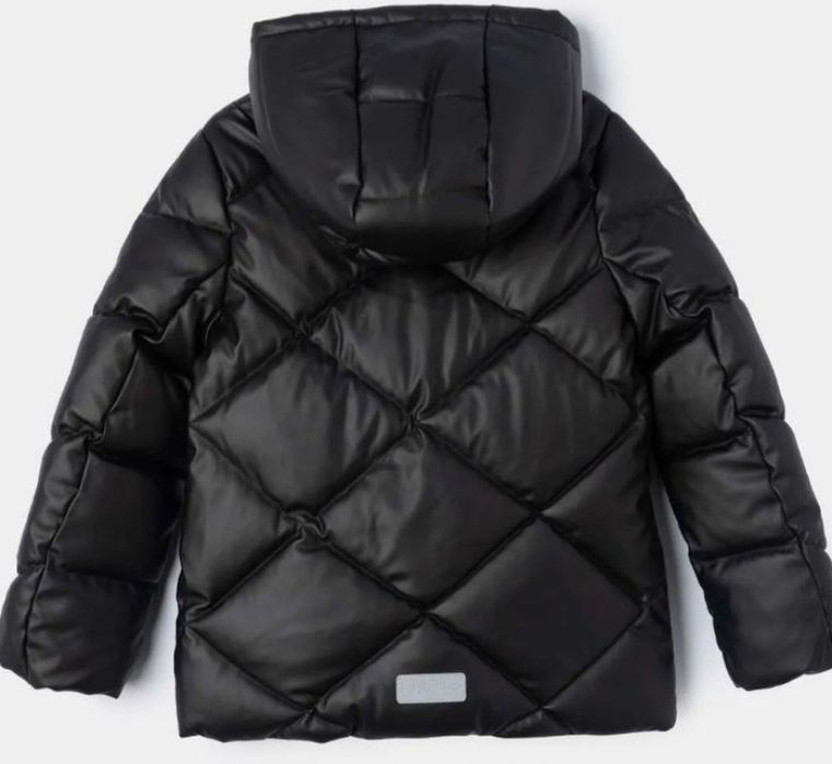 Куртка на девочку