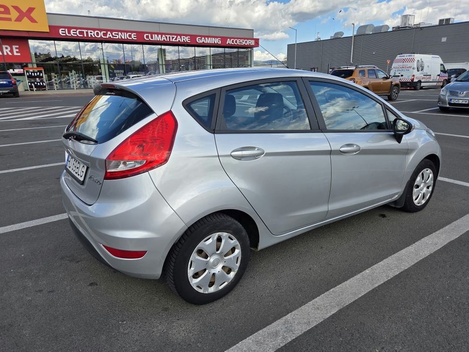 Ford Fiesta 1.6 TDCI Diesel consum redus