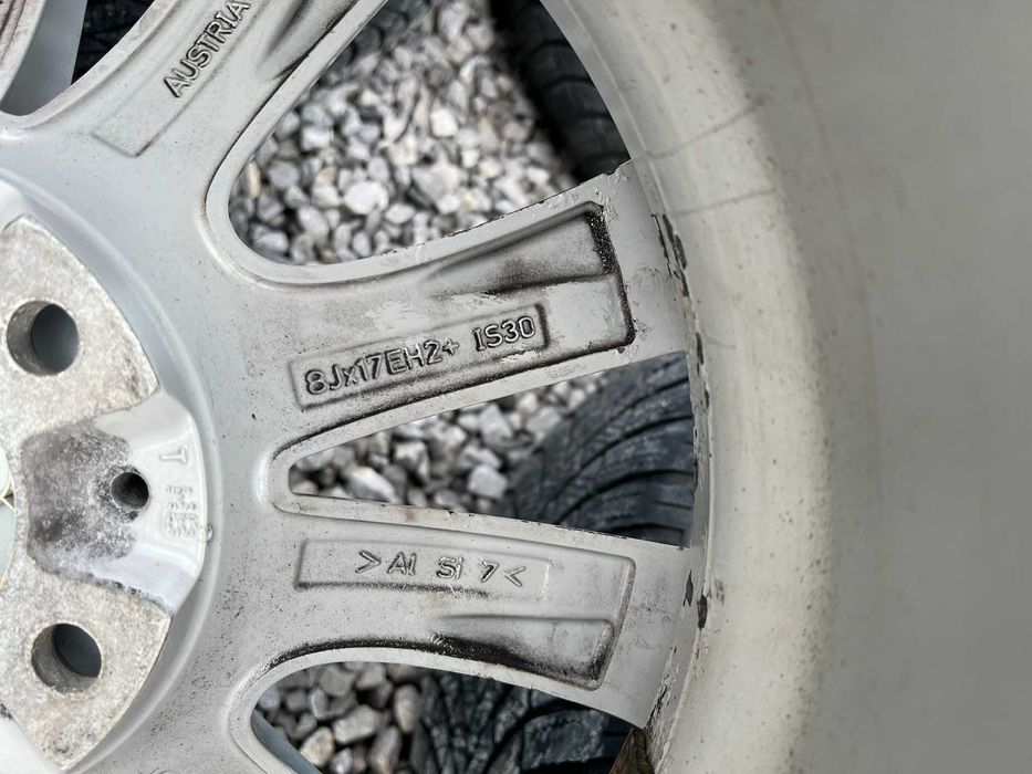 Зимни гуми с джанти 8.0Jx17 ET30 5x120 от Бмв/Bmw!