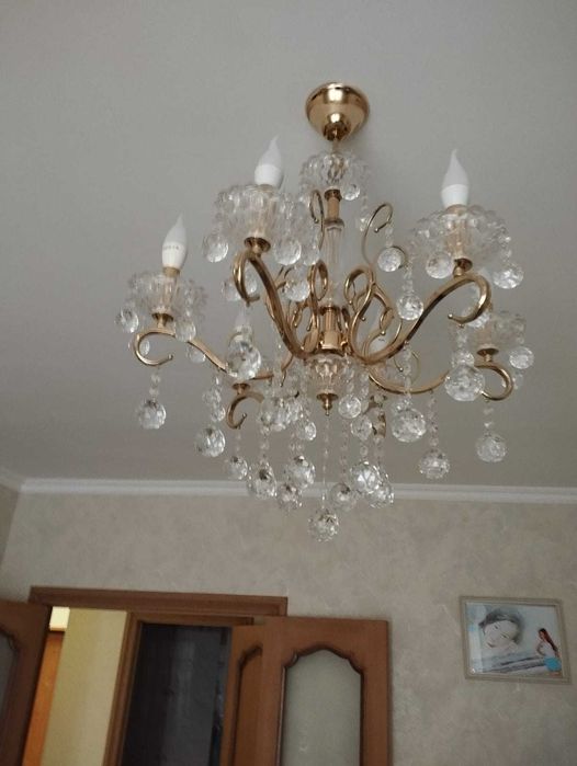 Люстра хрустальная