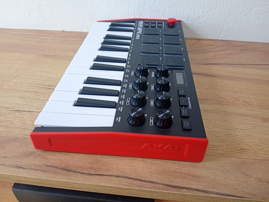 AKAI MPK mini MK 2