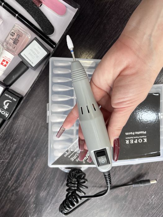 Набор для маникюра для начинающих