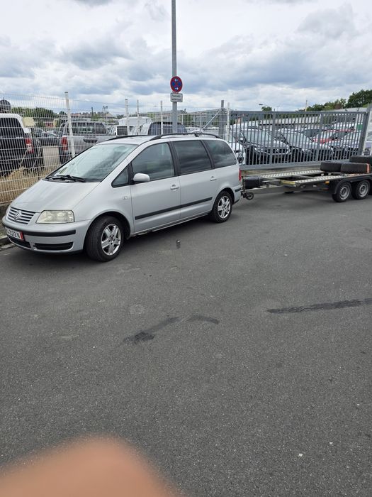 Sharan 1.9 tdi e