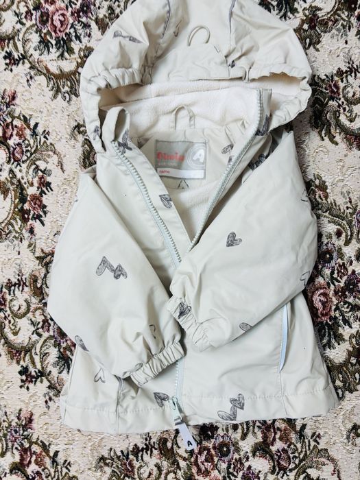 Продам детскую ветровку