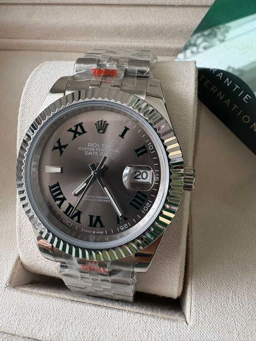Rolex Datejust-Automatic-Silver Luxury Edition 41 MM