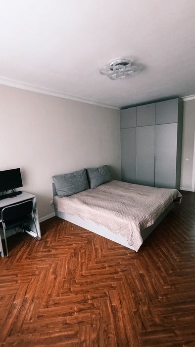 Продам трёхкомнатную квартиру
