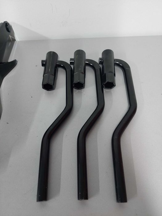 Cric AUTO + Cheie OEM Renault Trafic 3 Opel VIVARO Nissan Primstar NOU