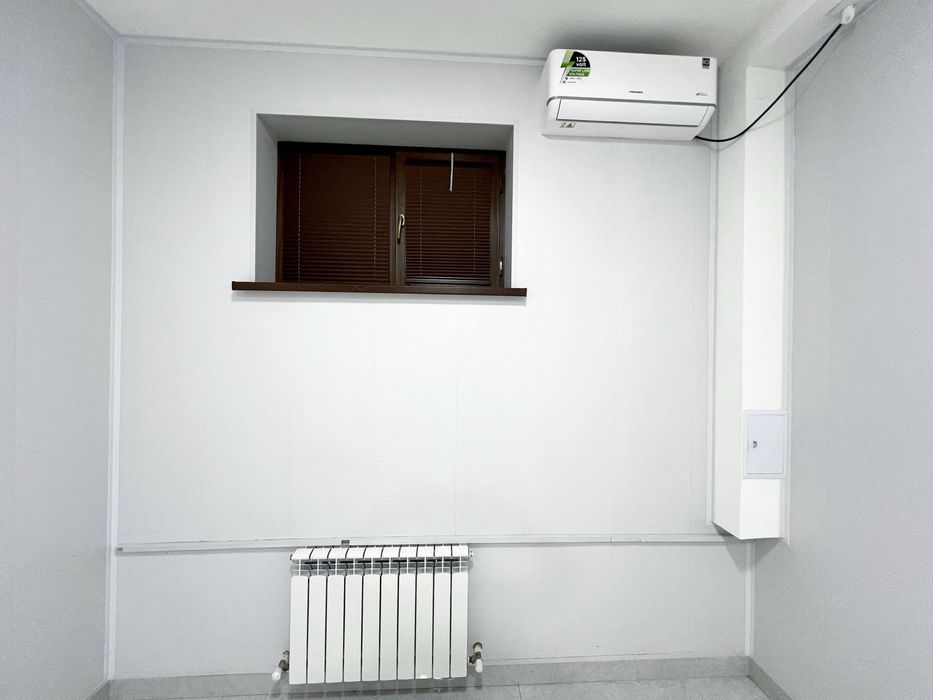 Аренда под офис недалеко Мирабад Авеню! 30м2 цоколный этаж! 400у.е