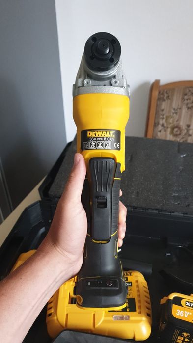 Vând Flex De Walt fierăstrău Dewalt și pistol impact Dewalt