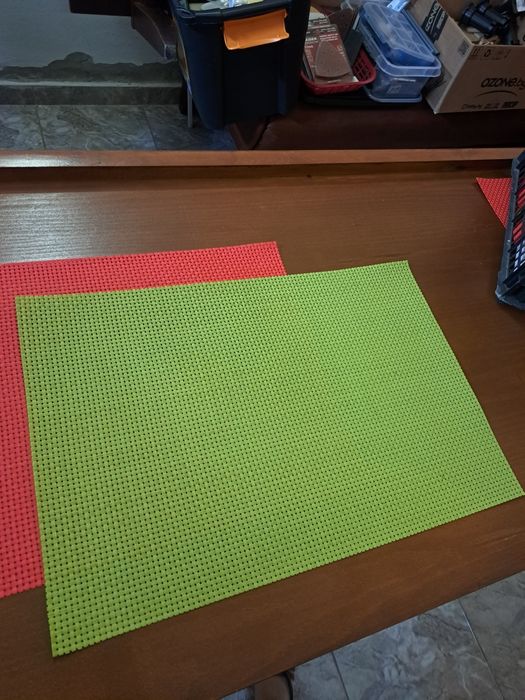 Подложки за хранене