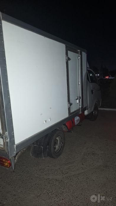 Hundai porter 2 sotiladi yili 2017 yurgani 107 ming