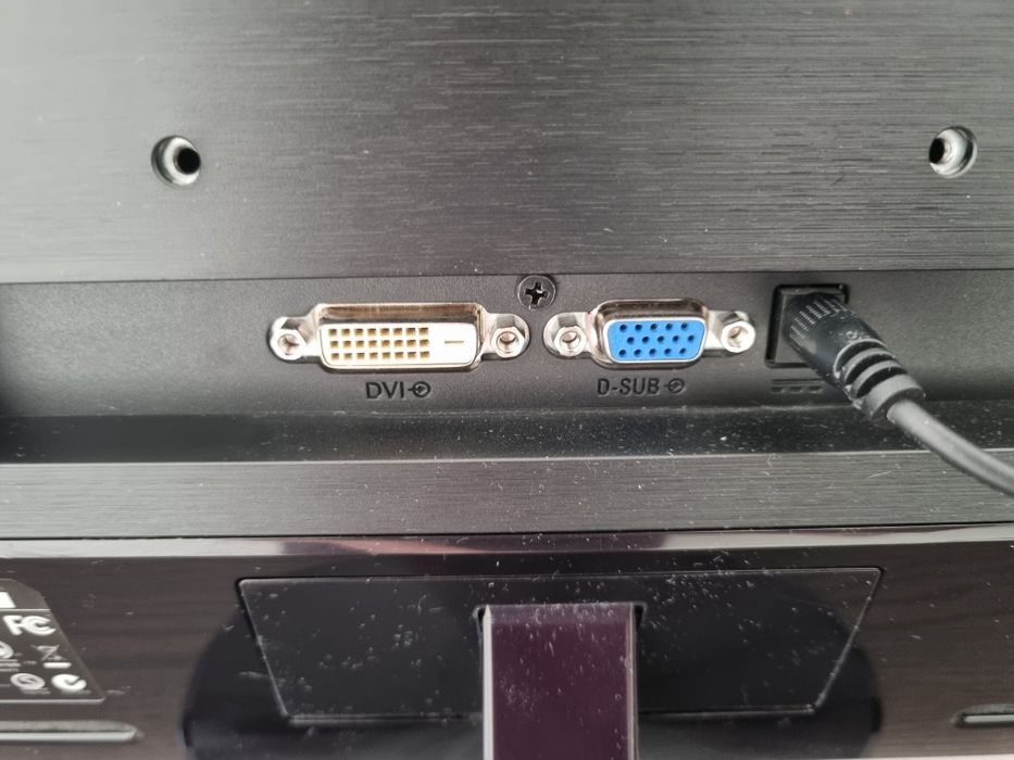 Монитор Philips 21.5 дюйма