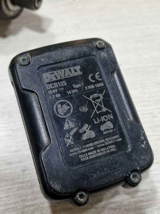 Акумулаторен ударен гайковерт DEWALT DCF815