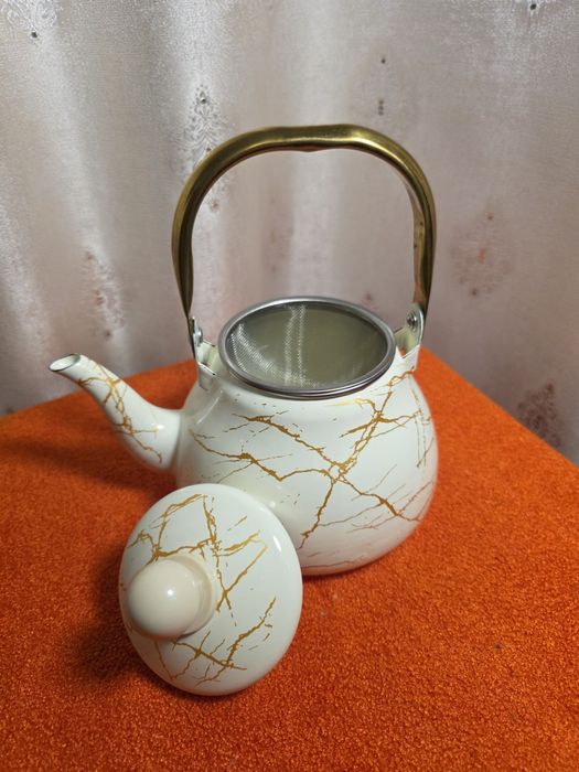 Продам чайник 1 литр