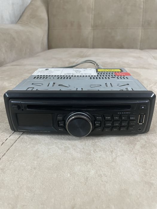 Продам магнитолу