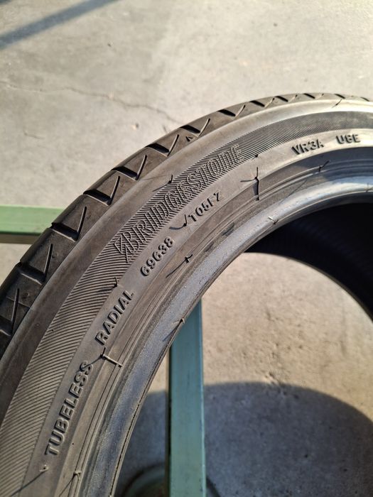 2 Anvelope de vară 255 40 r18 Bridgestone
