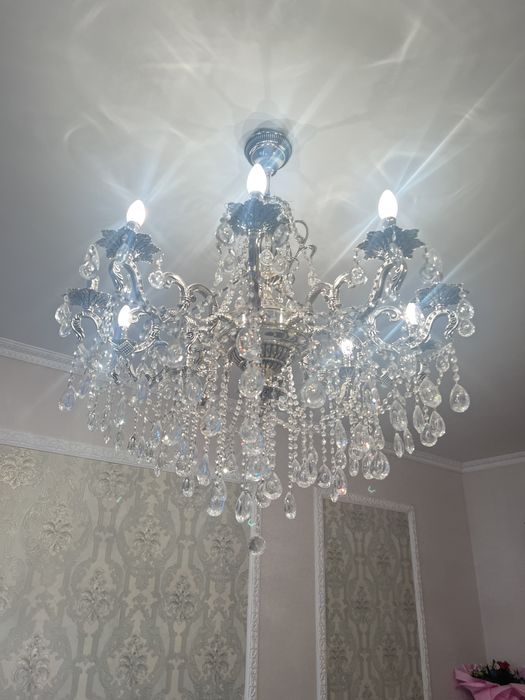 Люстра и 2 бра