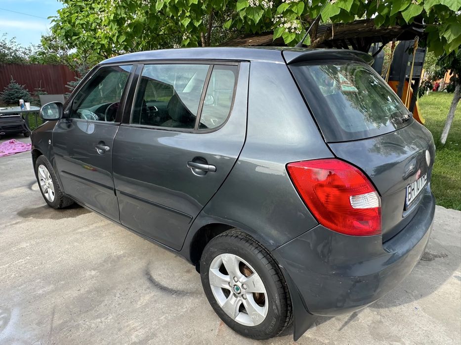 SKODA Fabia 2009 — imagine 3