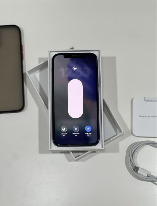iPhone 12 • 64GB • Black • Impecabil • Fullbox
