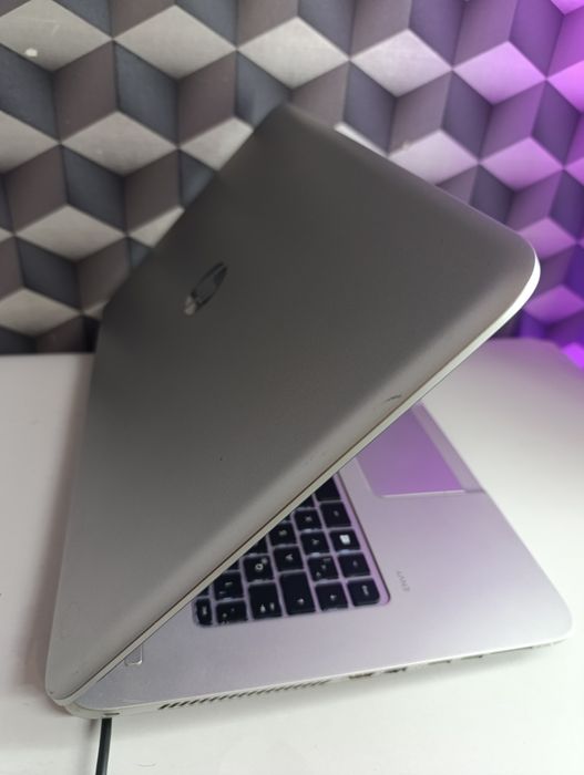 Laptop metalic gaming  impecabil hp Envy 17 inch Intel i7