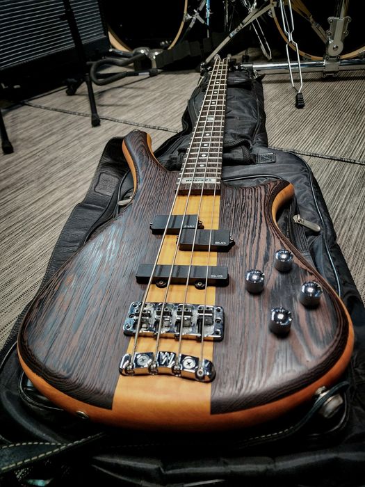 Chitara Bass Warwick "Fortress One"