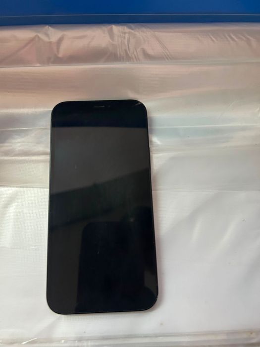 Продам айфон 12 79акб