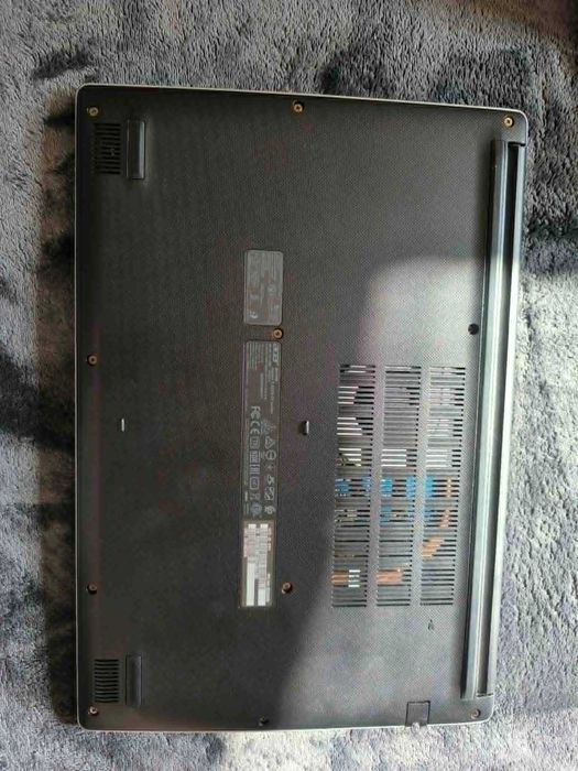 лаптоп Acer Aspire 3