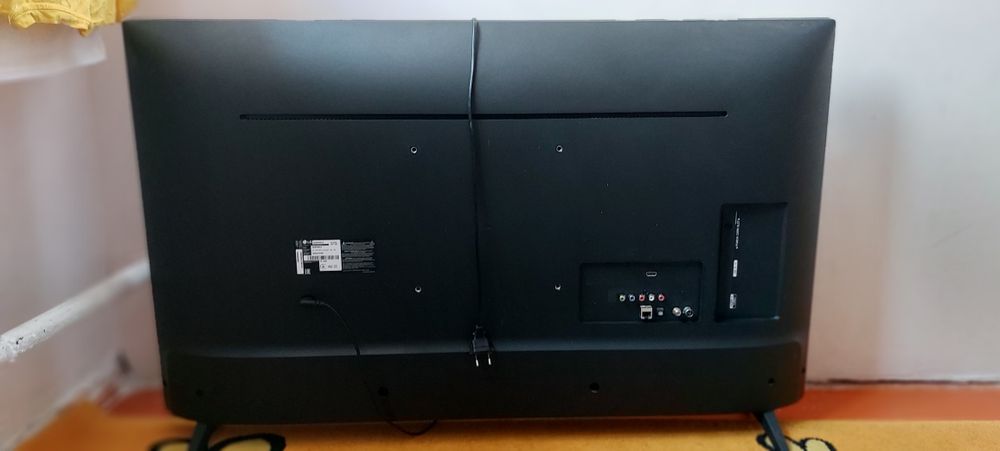 Продам телевизор оригинал  LG смарт тв