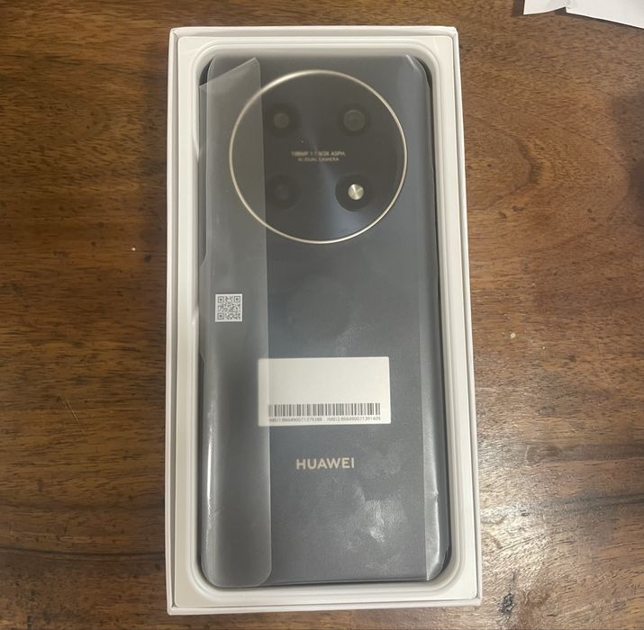 Huawei nova 12i (ЧИСТО НОВ)