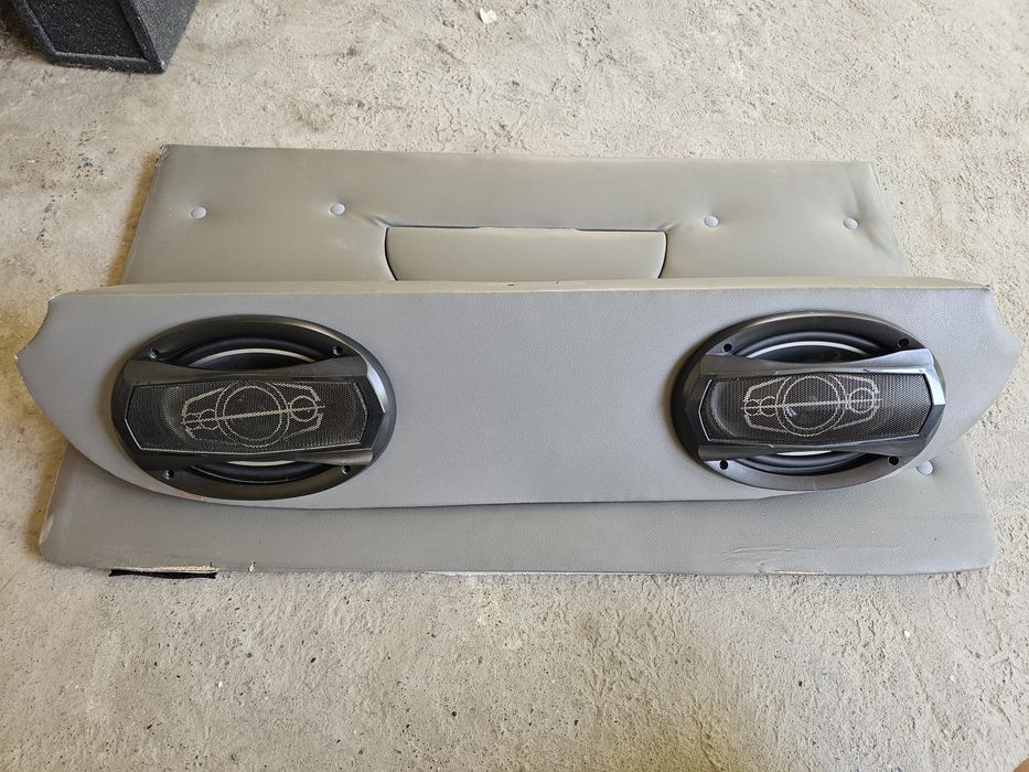 Pioneer kalonka va bar damas