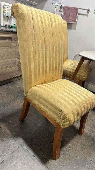 Стулья для гостиной