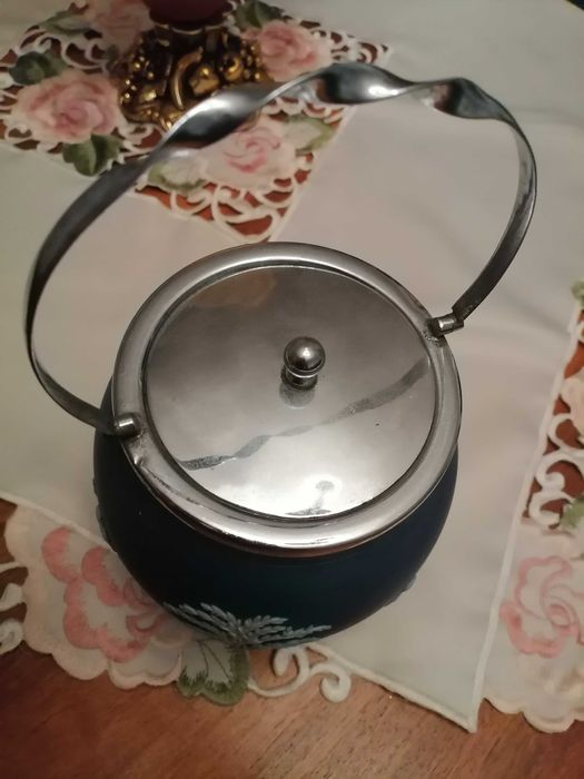 Wedgwood cobalt blue  biscuit barrel EPNS