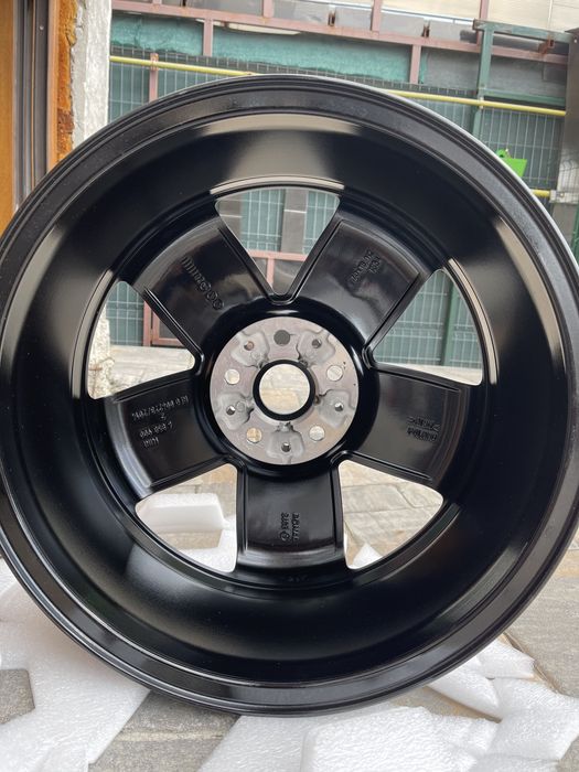 Vand 2 jante noi in cutie John Cooper Works