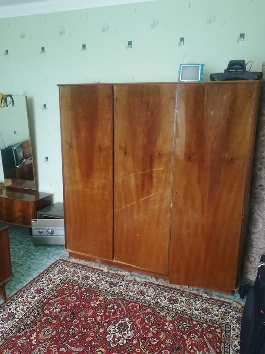 Спальный гарнитур