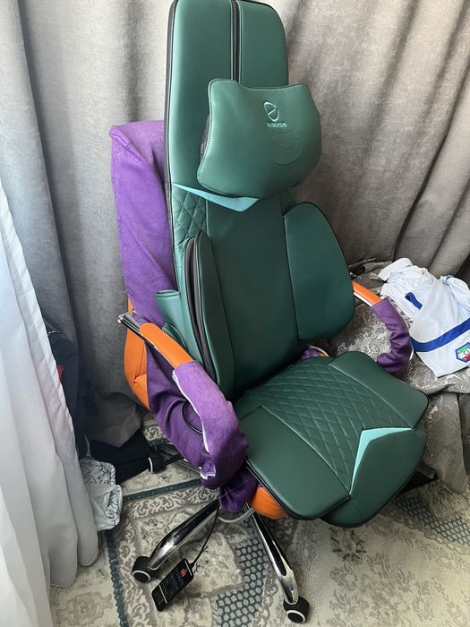 Продам массажное лечебное кресло