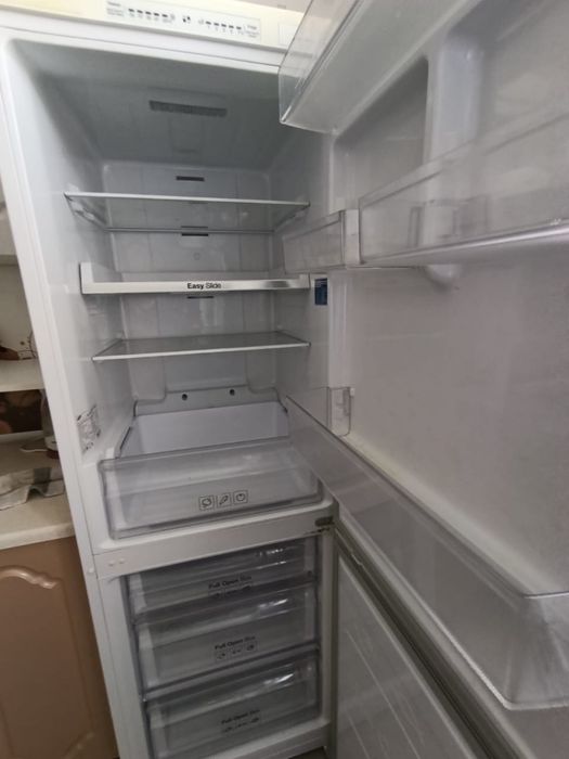 Продам Холодильник б/у